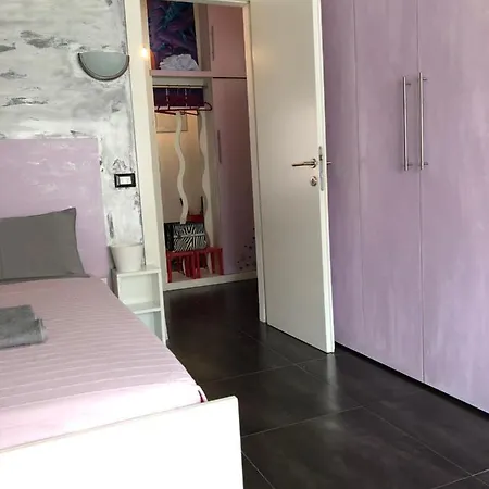 La Casa Colorata Apartment