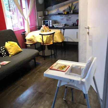 Apartment La Casa Colorata Pisa